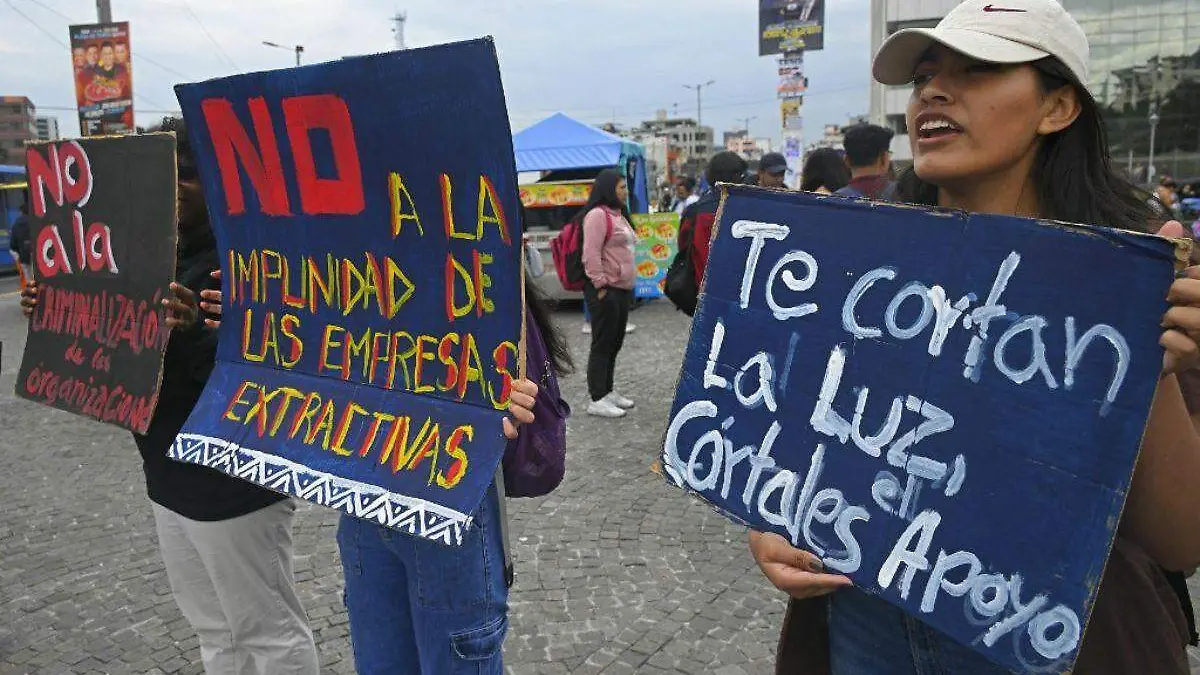 Ecuador-luz-apagones (1)